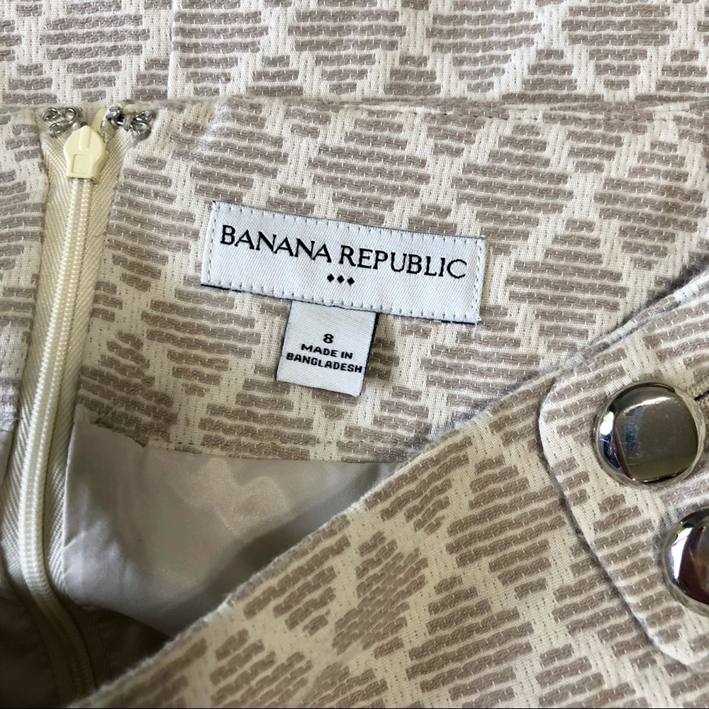 Banana Republic Pattern, Lined Skirt Size 8 - EUC - Picture 5 of 5